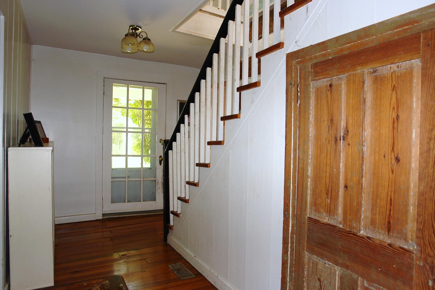 7692 Springwood Road Buchanan, VA 24066 - Photo 7 of 62 7692 Springwood Road Buchanan-large-007-