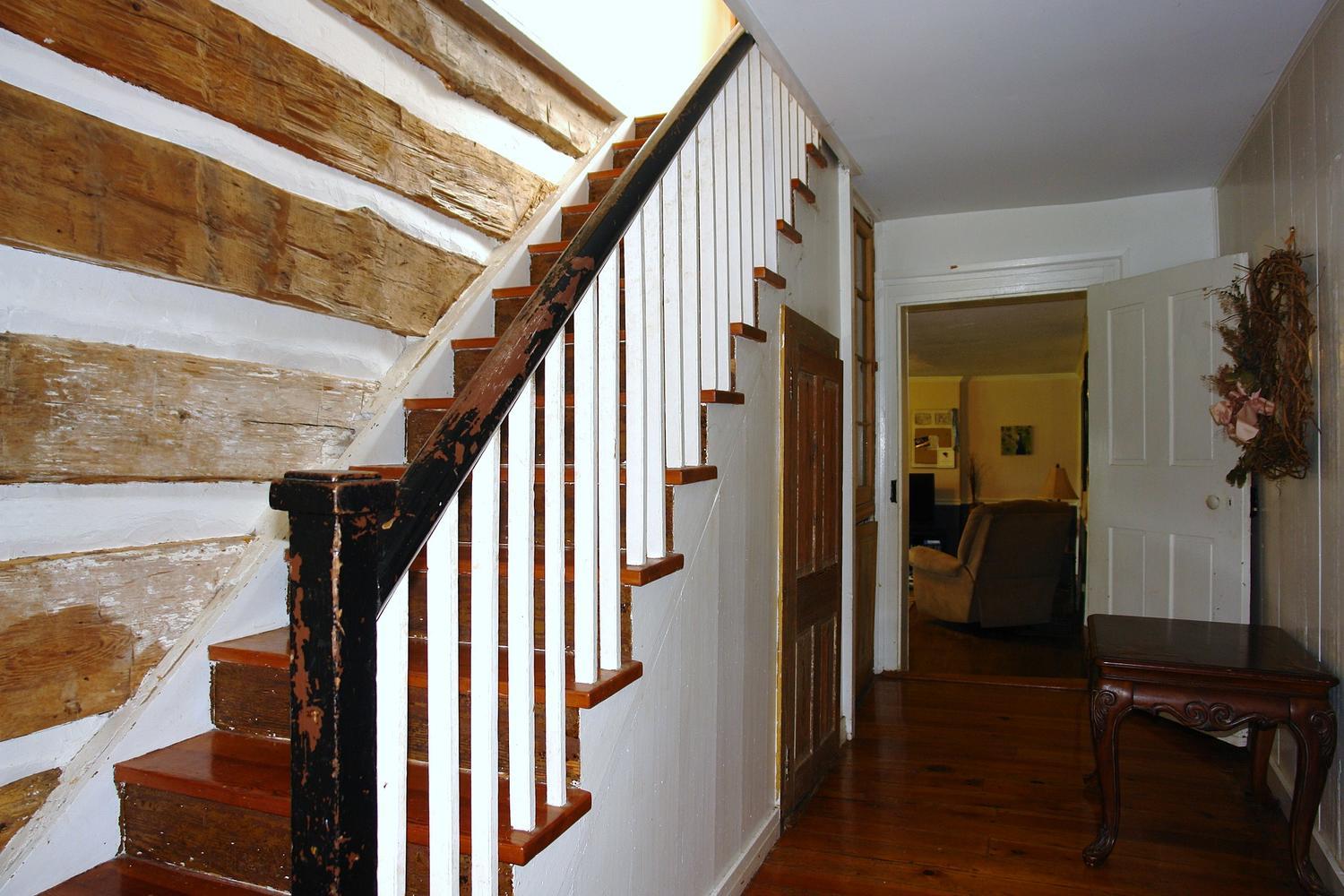 7692 Springwood Road Buchanan, VA 24066 - Photo 8 of 62 7692 Springwood Road Buchanan-large-008-