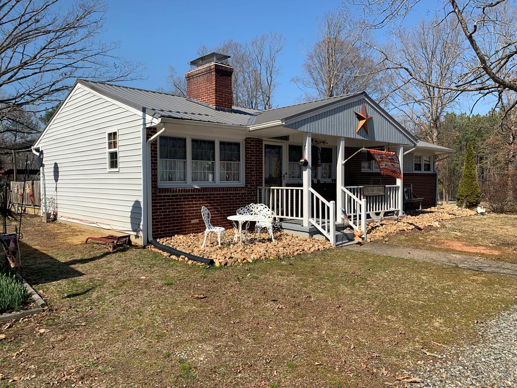 8114 Philpott Road South Boston, VA 24592 - Photo 1 of 69 Gallery Image 1
