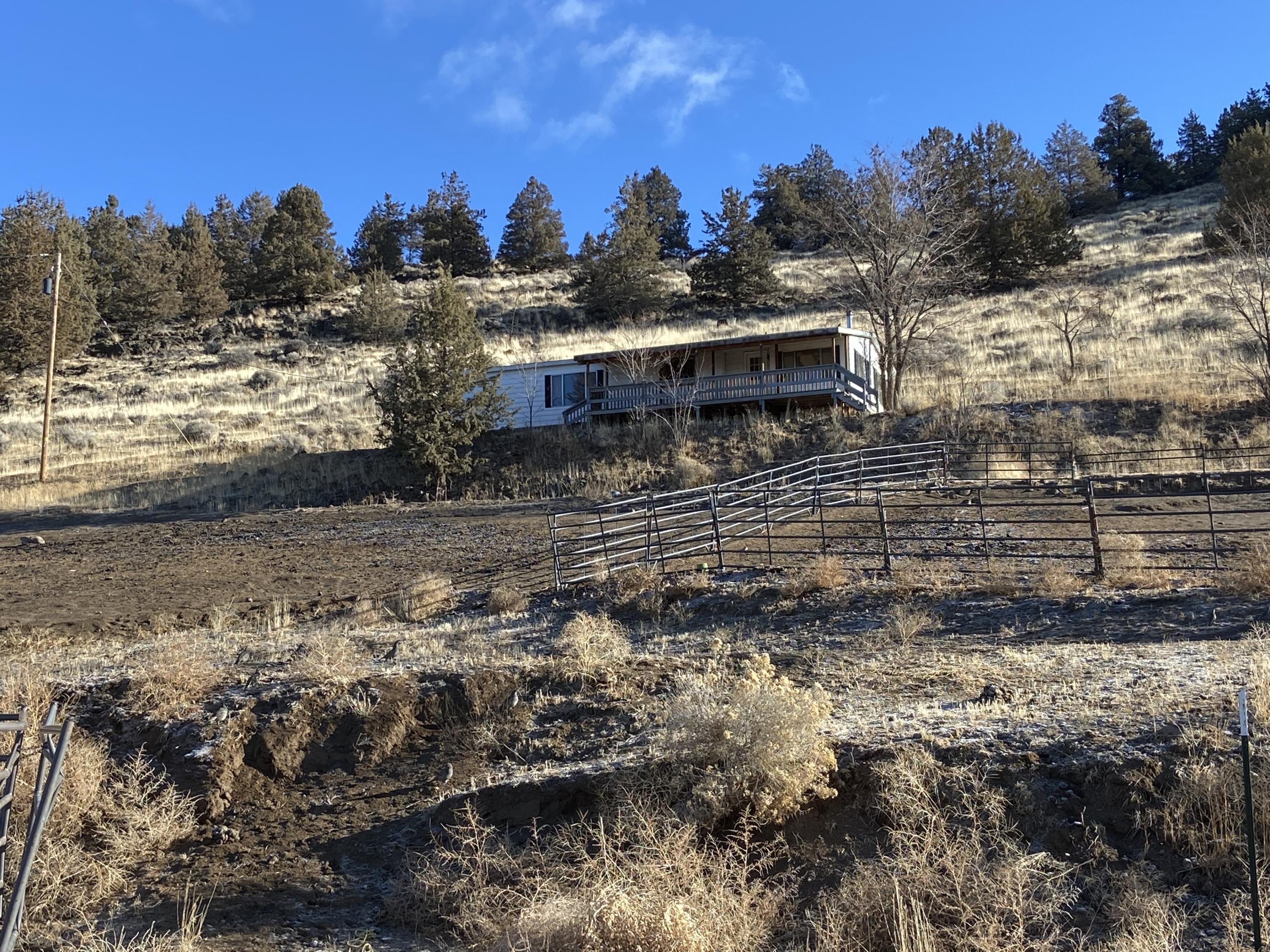 20919 Drazil Road Malin, OR 97632 - Photo 2 of 32 IMG_4658