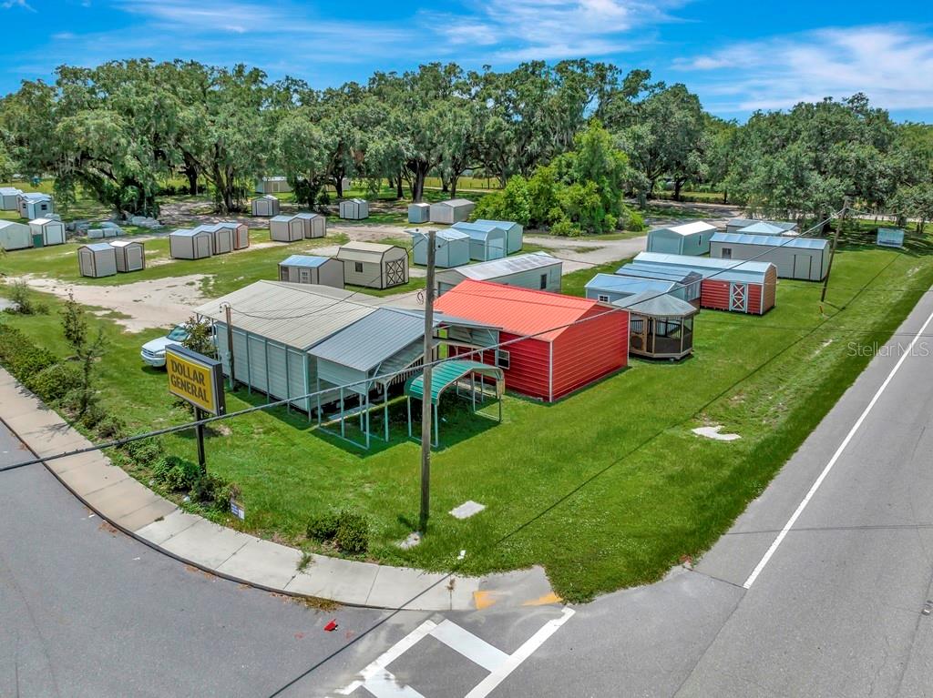13285 Highway 92 Dover, FL 33527 - Photo 30 of 76 an aerial view of a house with swimming pool garden and patio