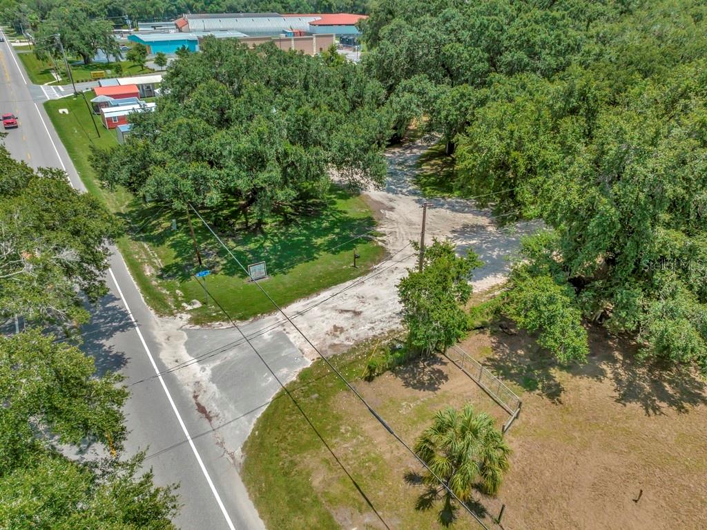 13285 Highway 92 Dover, FL 33527 - Photo 32 of 76