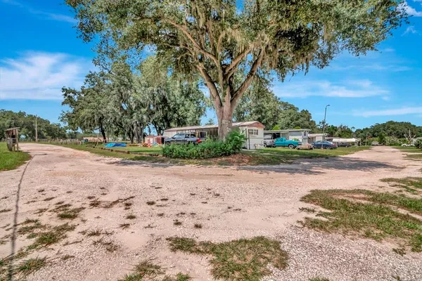 $2,500,000 | 13285 Highway 92, Dover, FL 33527