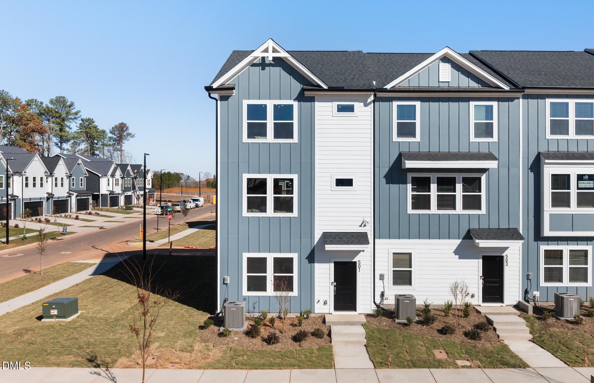 909 Fearless Road Durham, NC 27703 - Photo 2 of 29 Crestwind (2)