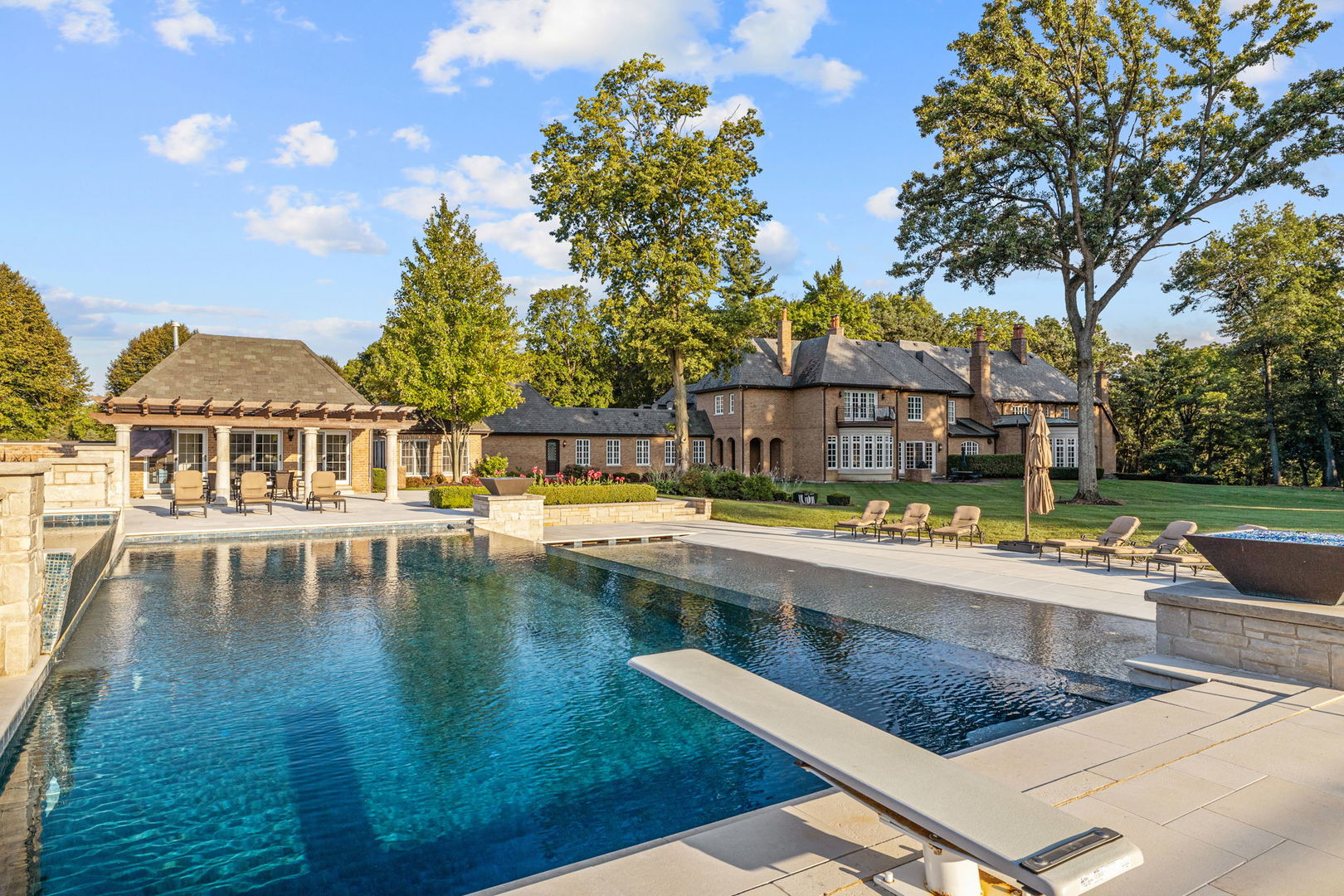 5021 Minkler Road Yorkville, IL 60560 - Photo 4 of 92 a view of a swimming pool with a patio