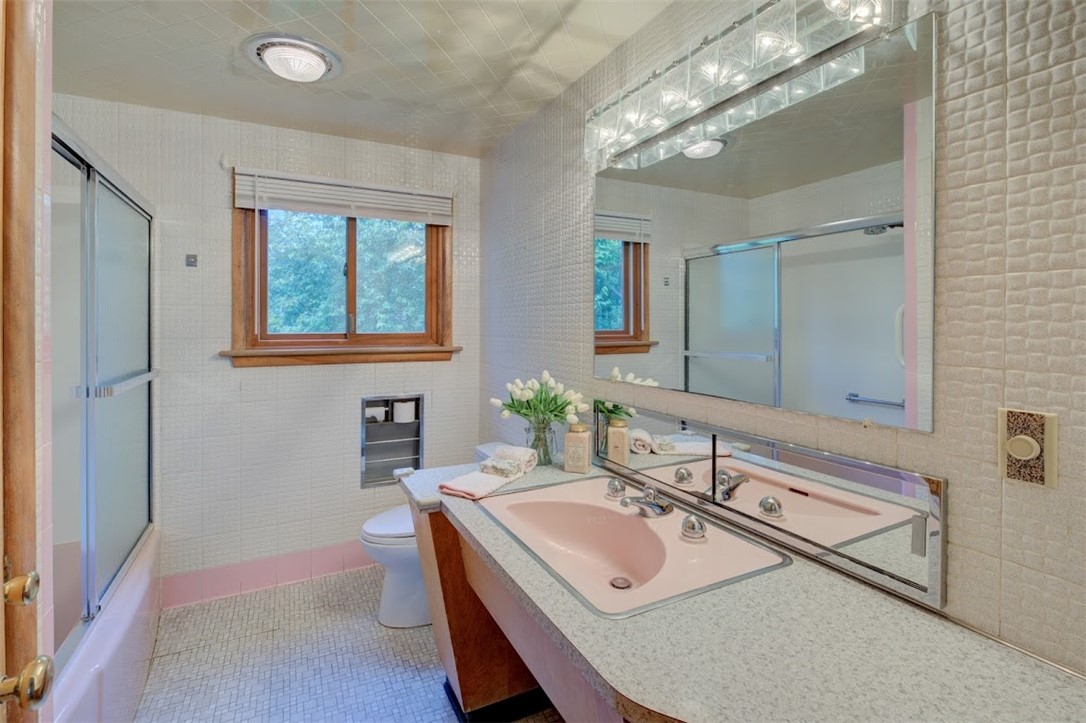 45 Ray Street Coventry, RI 02816 - Photo 13 of 24 Gallery Image 13