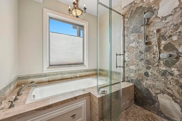 $2,600,000 | 2542 Manchester Avenue, Cardiff-by-the-Sea, CA 92007