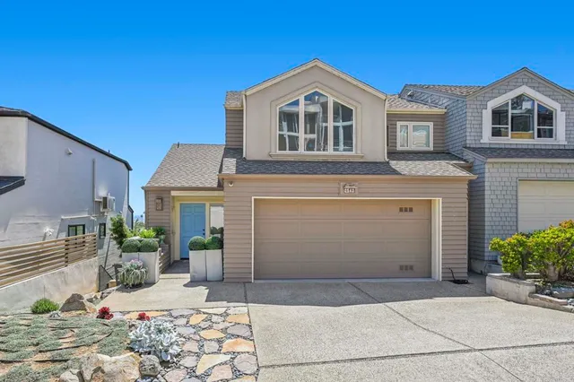 $2,600,000 | 2542 Manchester Avenue, Cardiff-by-the-Sea, CA 92007