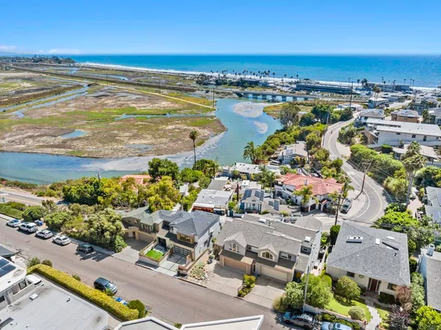 $2,600,000 | 2542 Manchester Avenue, Cardiff-by-the-Sea, CA 92007