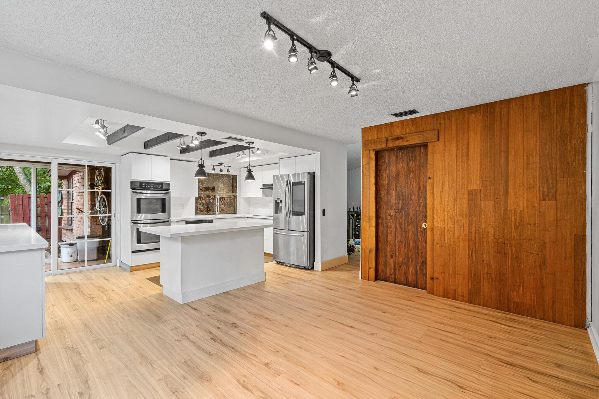5441 Southwest 155th Place Miami, FL 33185 - Photo 12 of 76 22-web-or-mls-22