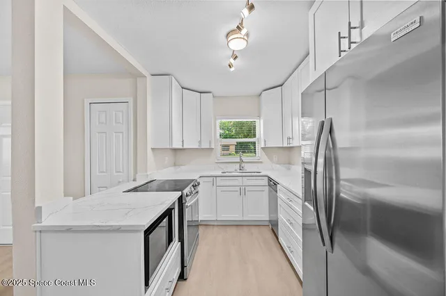 $290,000 | 2413 Cherbourg Road, Cocoa, FL 32926