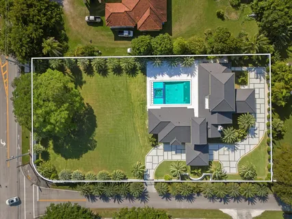 $3,195,000 | 9700 Southwest 66th Street, Miami, FL 33173