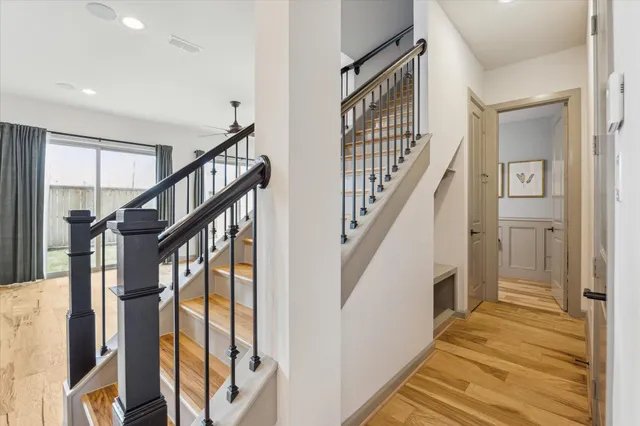 $775,000 | 8706 Strongoak Ln., Houston, TX 77055