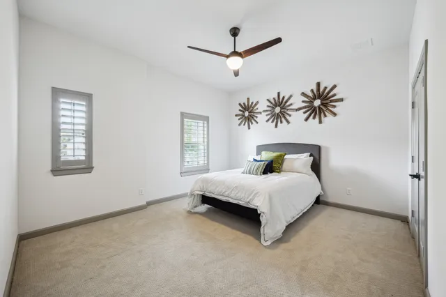 $775,000 | 8706 Strongoak Ln., Houston, TX 77055