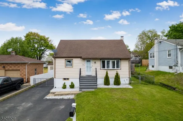 $425,000 | 13 Kovach Street, Franklin, NJ 07416