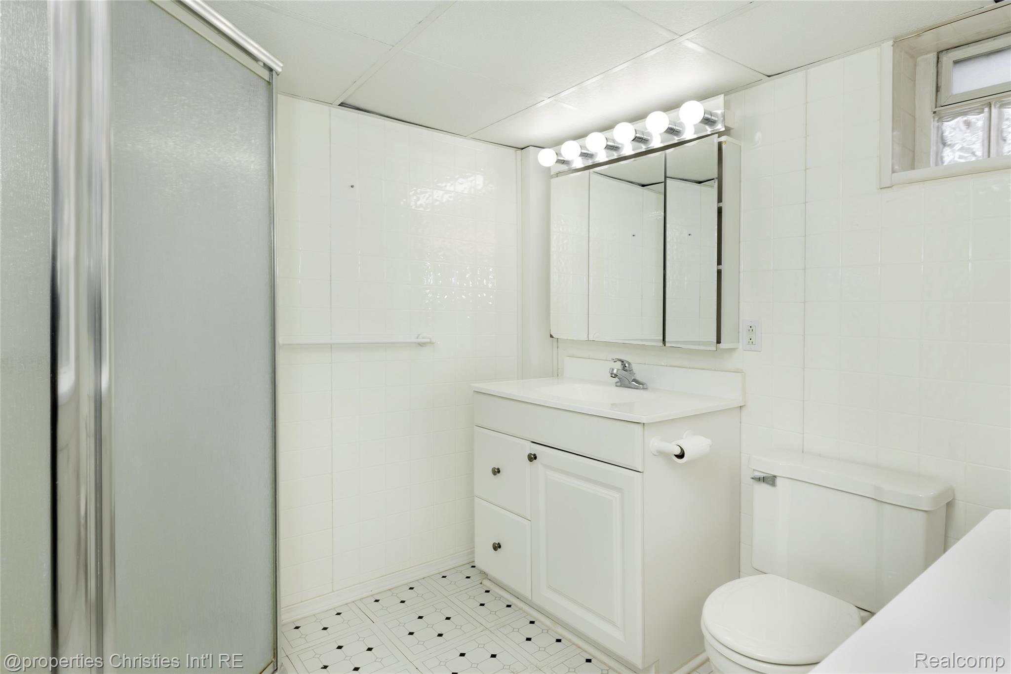 114 East Webster Road Royal Oak, MI 48073 - Photo 31 of 41 Webster-27.jpg