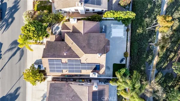 $1,999,000 | 27088 Ironwood Drive, Unit 1, Laguna Hills, CA 92653