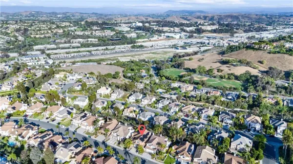 $1,999,000 | 27088 Ironwood Drive, Unit 1, Laguna Hills, CA 92653