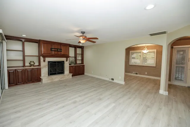 a view of an empty room and window