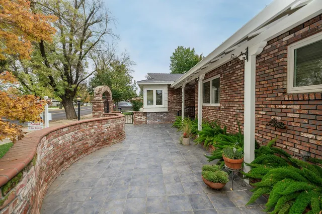 wooden floor in a gallery
