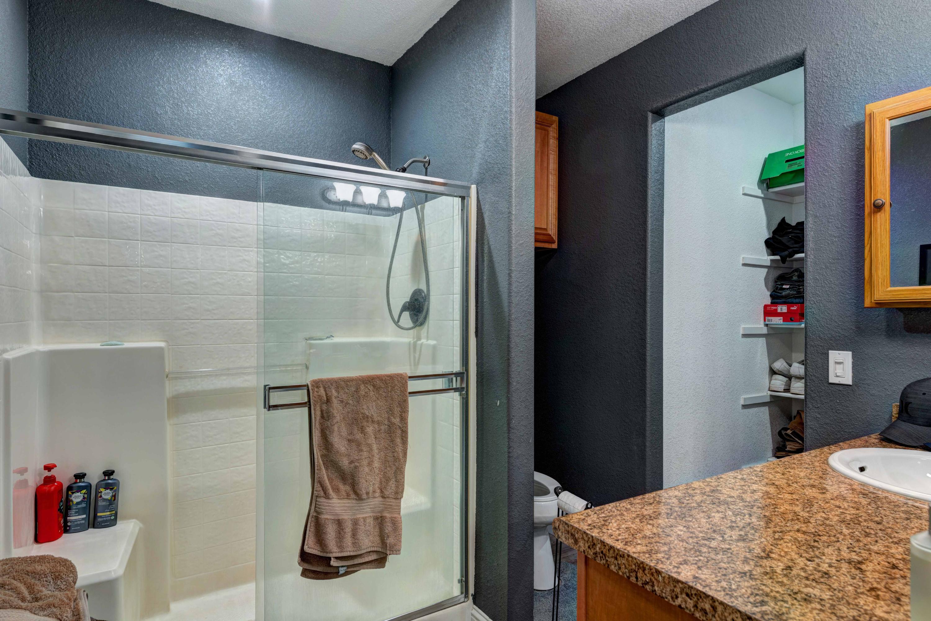 20350 Old Alturas Road Redding, CA 96003 - Photo 11 of 21 Master Suite Bath