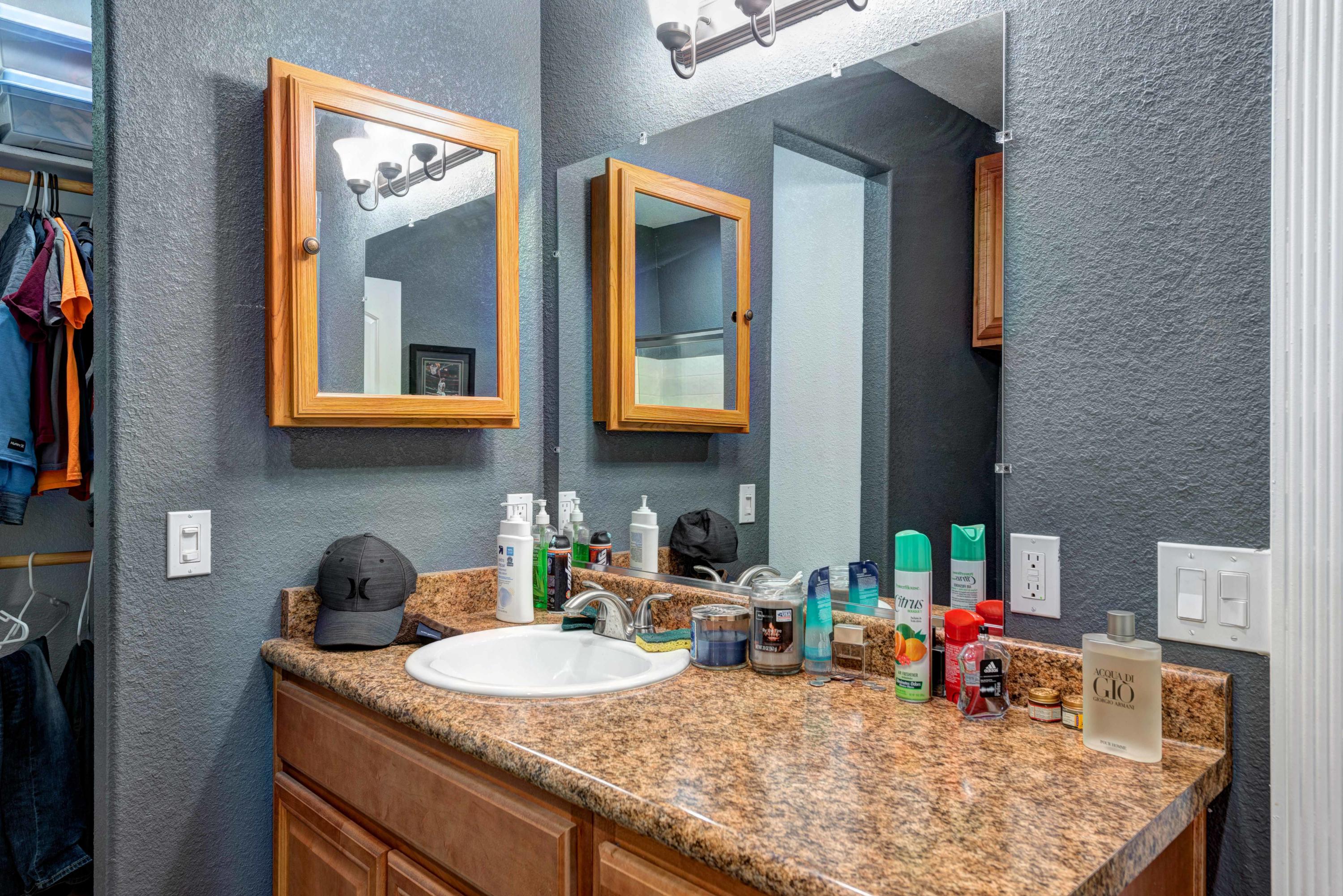 20350 Old Alturas Road Redding, CA 96003 - Photo 12 of 21 Master Suite Bath