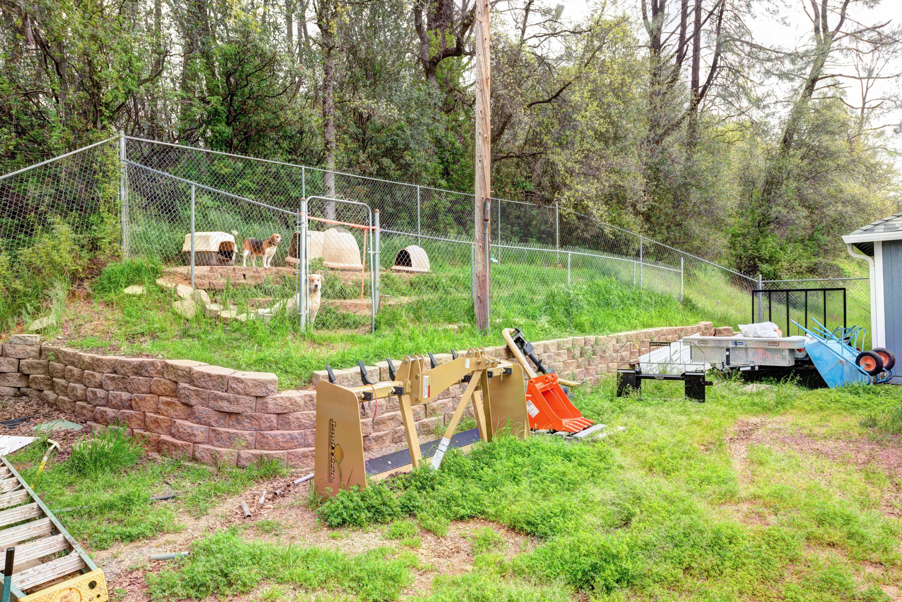20350 Old Alturas Road Redding, CA 96003 - Photo 19 of 21 Kennel