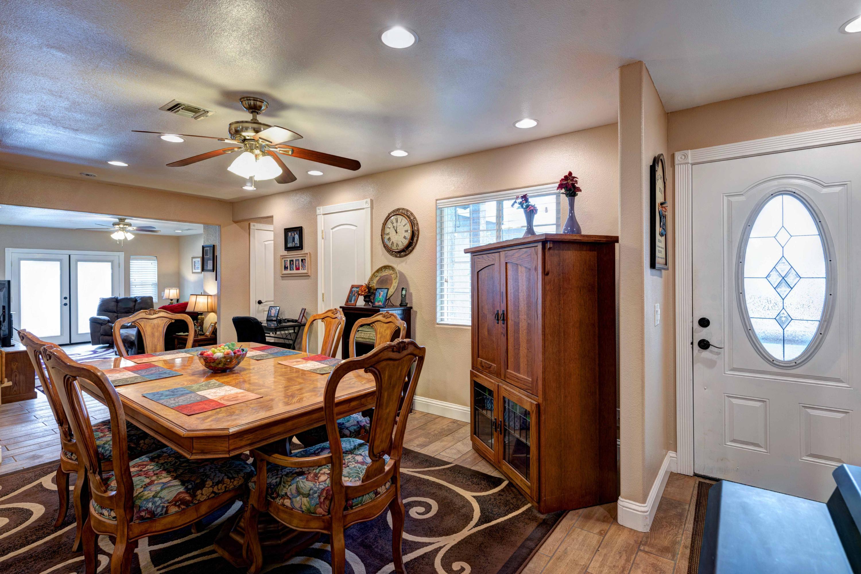 20350 Old Alturas Road Redding, CA 96003 - Photo 5 of 21 Dining Area