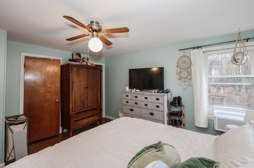 26 Valley View Road Leominster, MA 01453 - Photo 7 of 24