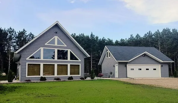 $479,000 | 44811 Co Highway 14, Perham, MN 56573