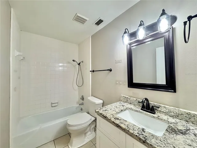 $1,350 | 1550 11th Street Northeast, Unit D7, Winter Haven, FL 33881