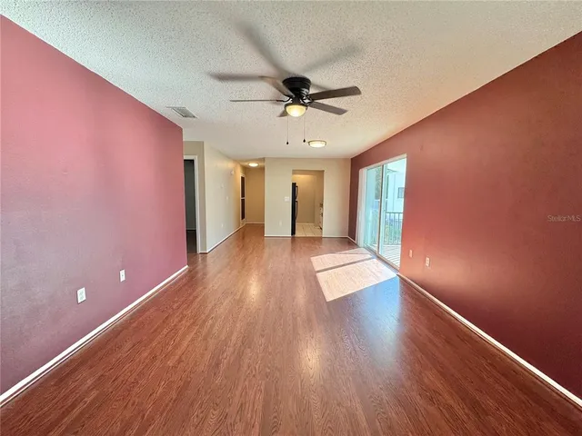 $1,350 | 1550 11th Street Northeast, Unit D7, Winter Haven, FL 33881