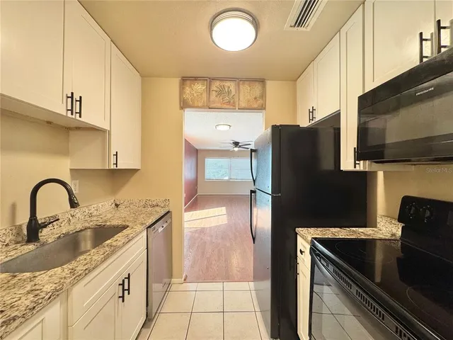 $1,350 | 1550 11th Street Northeast, Unit D7, Winter Haven, FL 33881