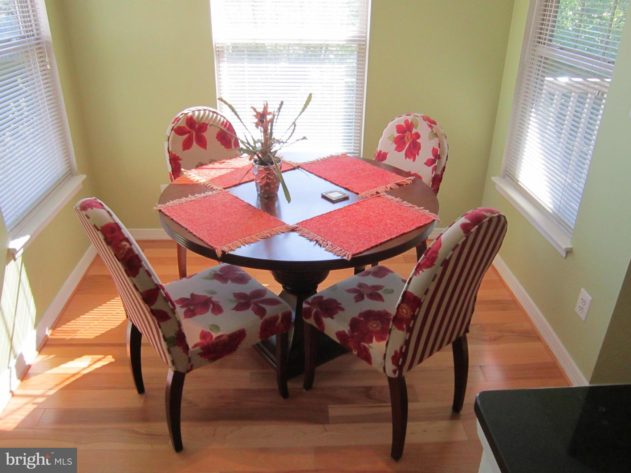 11657 Chesterfield Court, Unit D Reston, VA 20190 - Photo 7 of 30 Dining Room