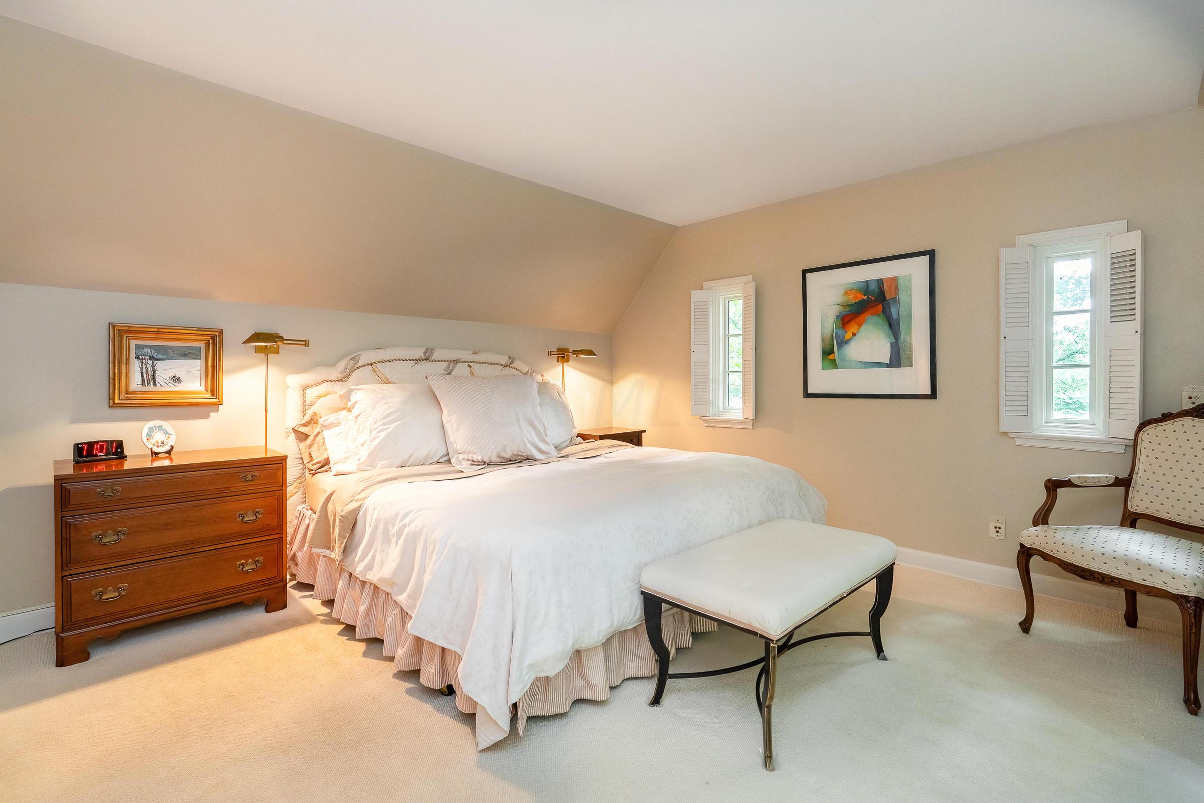 2335 Abington Road Columbus, OH 43221 - Photo 28 of 41