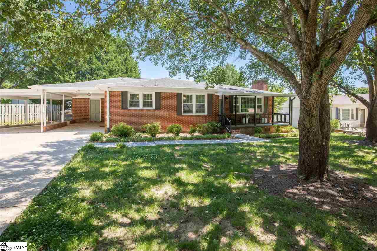 11 Friartuck Road Greenville, SC 29607 - Photo 1 of 15