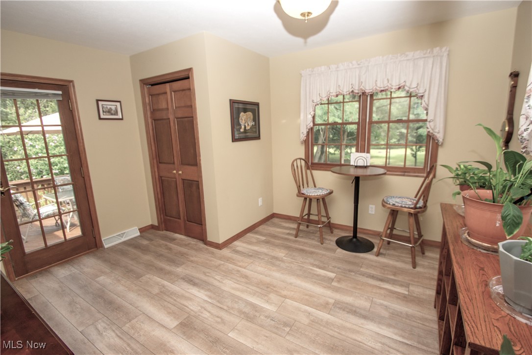 3385 Laurel Road Brunswick, OH 44212 - Photo 8 of 29 Gallery Image 8