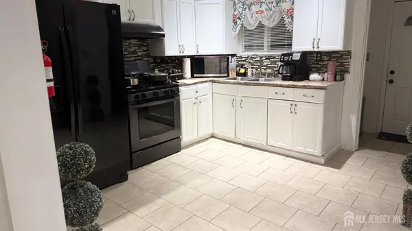 $420,000 | 283 Washington Street, Perth Amboy, NJ 08861