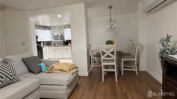 $420,000 | 283 Washington Street, Perth Amboy, NJ 08861