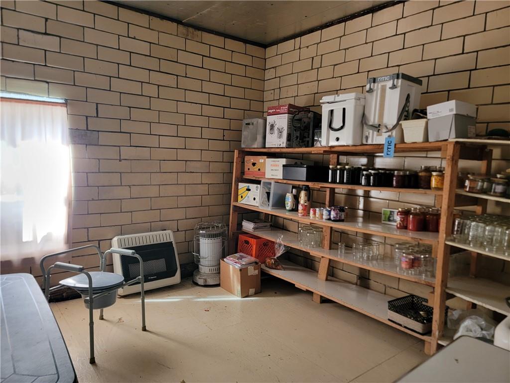 1480 Pollock Road Rossiter, PA 15772 - Photo 12 of 32