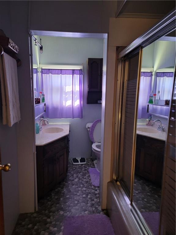 1480 Pollock Road Rossiter, PA 15772 - Photo 21 of 32 a bathroom with a sink a toilet and a bathtub