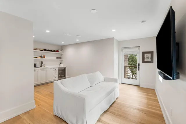 $3,950,000 | 638 North Walton Lakeshore Drive, Inlet Beach, FL 32461