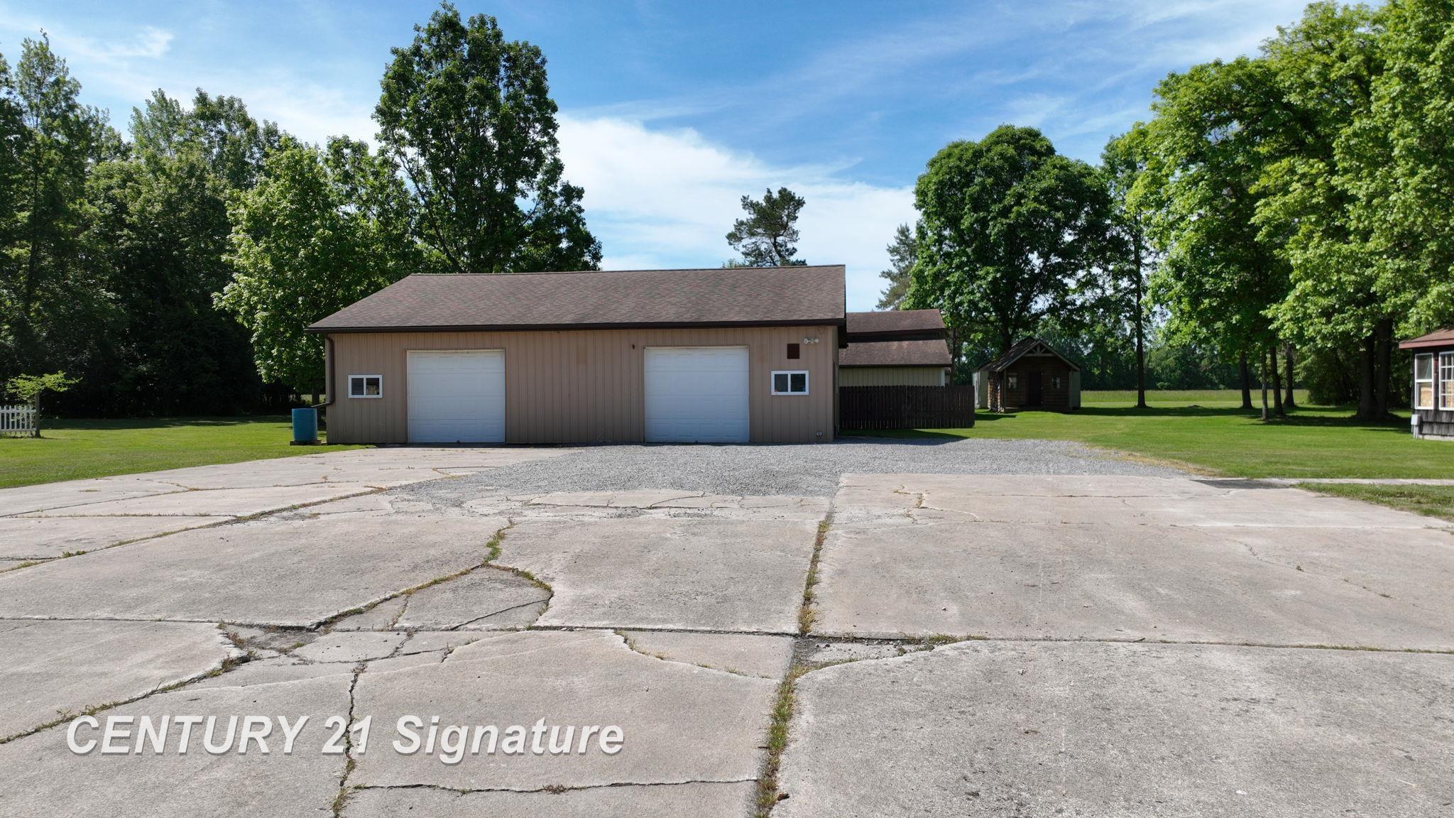 1162 East Farrand Road Clio, MI 48420 - Photo 18 of 88