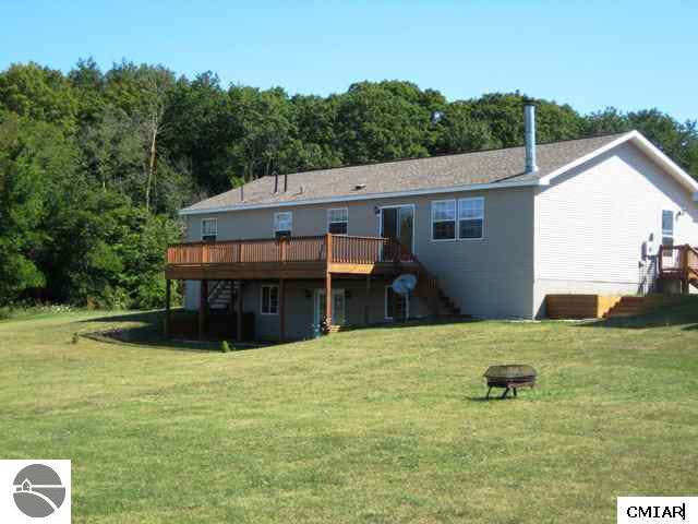 478 West St Charles Road Ithaca, MI 48847 - Photo 9 of 9 1773195-8.JPG