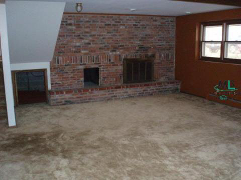 9325 Big Hand Road Columbus, MI 48063 - Photo 8 of 12 467906-7.JPG