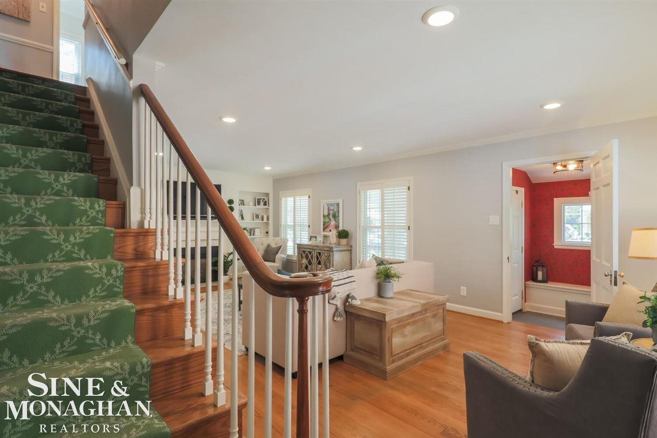 304 Merriweather Road Grosse Pointe, MI 48236 - Photo 23 of 40 Stairway to second floor