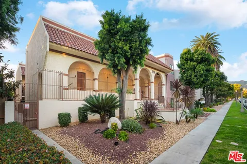 $929,000 | 323 North Jackson Street, Unit 115, Glendale, CA 91206