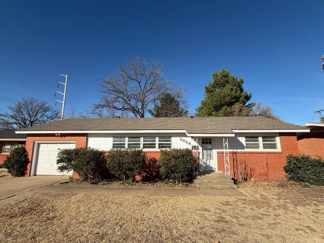 $1,300 | 2824 55th Street, Lubbock, TX 79413