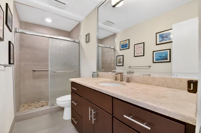 $430,000 | 6827 Parisian Way, Lake Worth, FL 33467