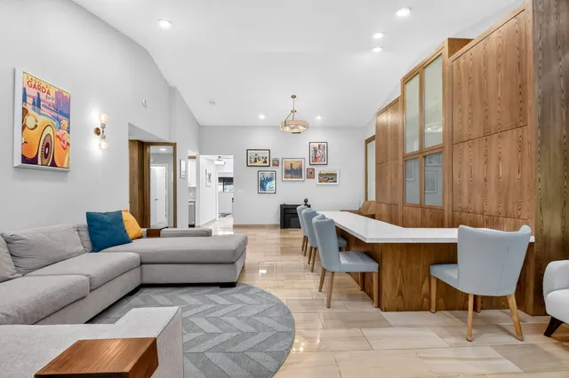 $430,000 | 6827 Parisian Way, Lake Worth, FL 33467